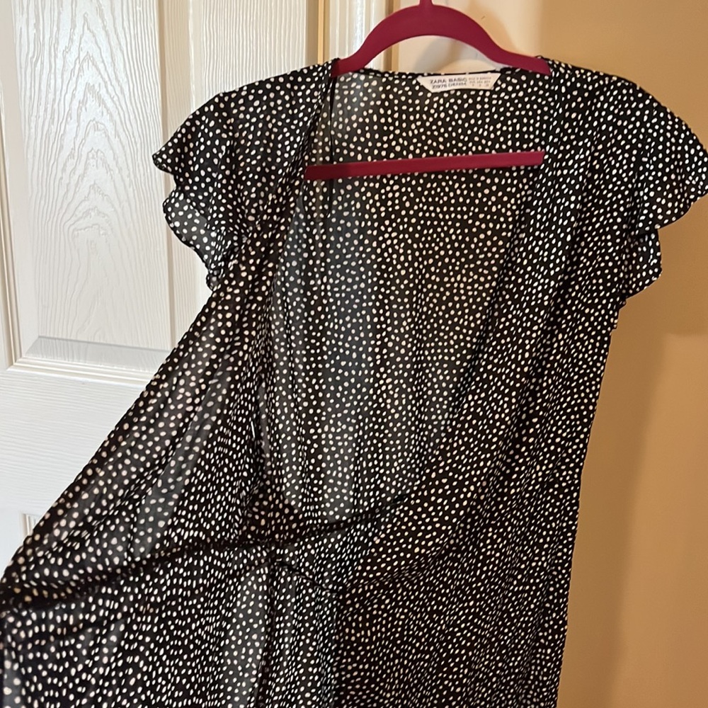 Zara Basic Wrap Top - Picture 8 of 13